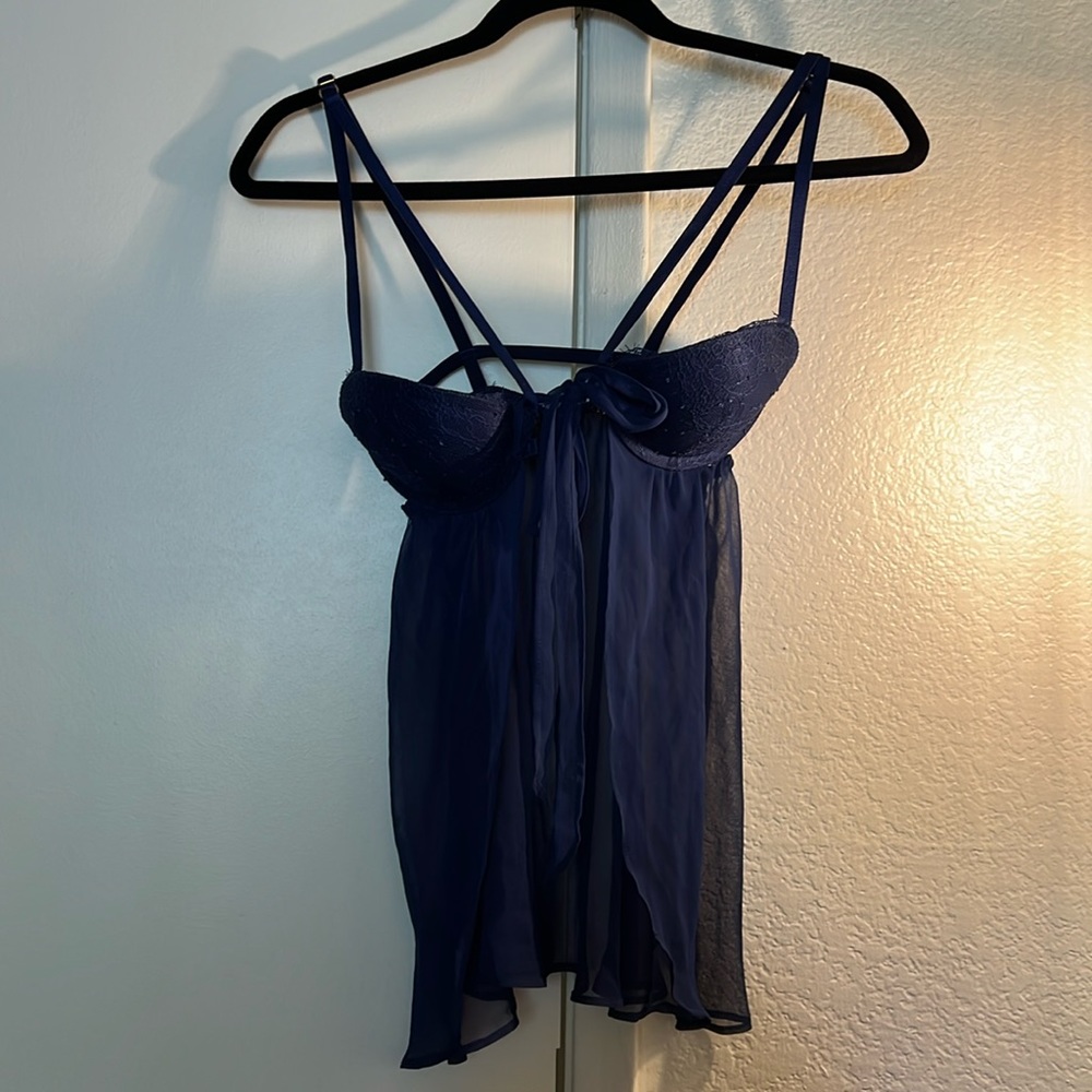 Victoria’s Secret vintage babydoll lingerie, blue, 34B, front closure with hook